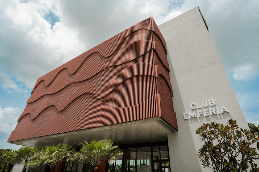  Clubhouse with modern facilities